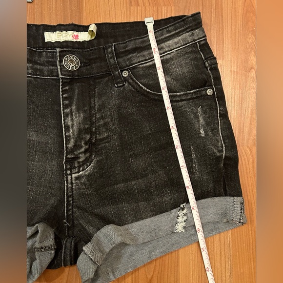 PDK high-waisted black denim shorts size 0 - Picture 4 of 4